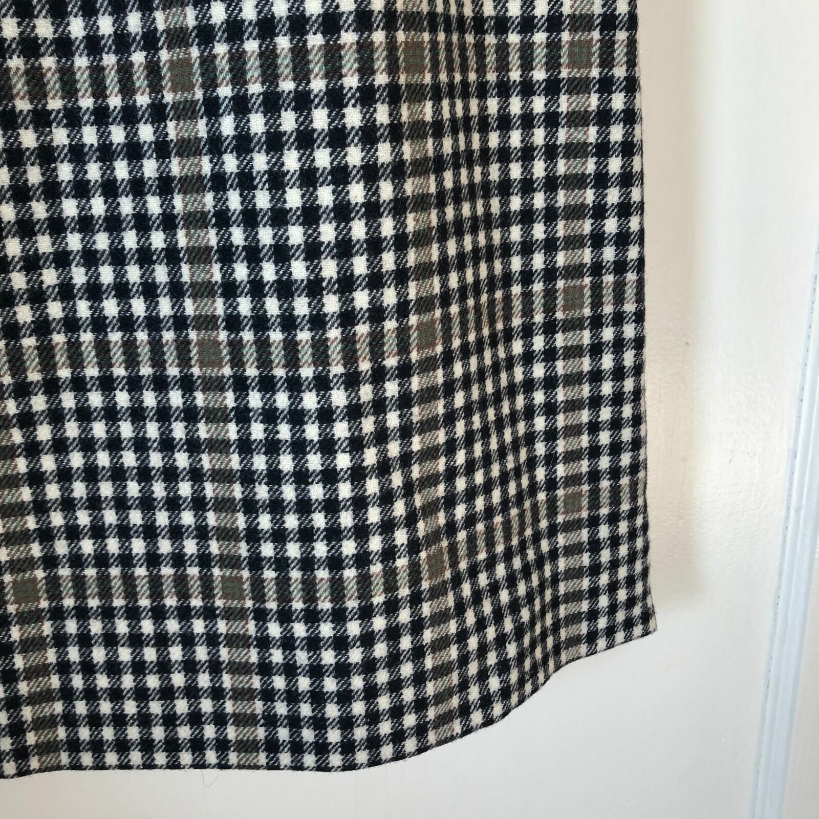 Vintage PENDLETON Black Green Houndstooth Plaid Wool Skirt - Fresh Stock Dated March 2026