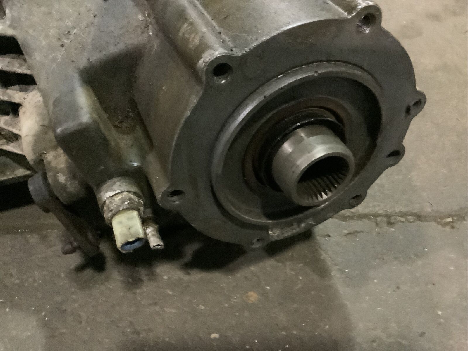 1987-1997 FORD F-SERIES TRUCK BORG WARNER BW1356 COMPLETE MANUAL TRANSMISSION - Fresh Stock Dated February 2026