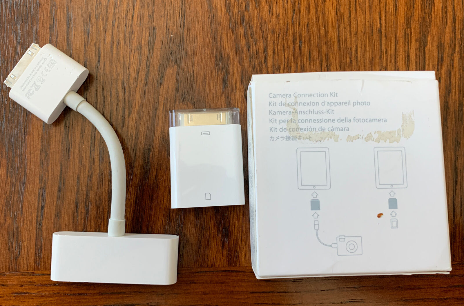 Apple iPad Camera Connection Kit Model A1362, A1358 MC531ZM/A - Fresh Stock Dated February 2026