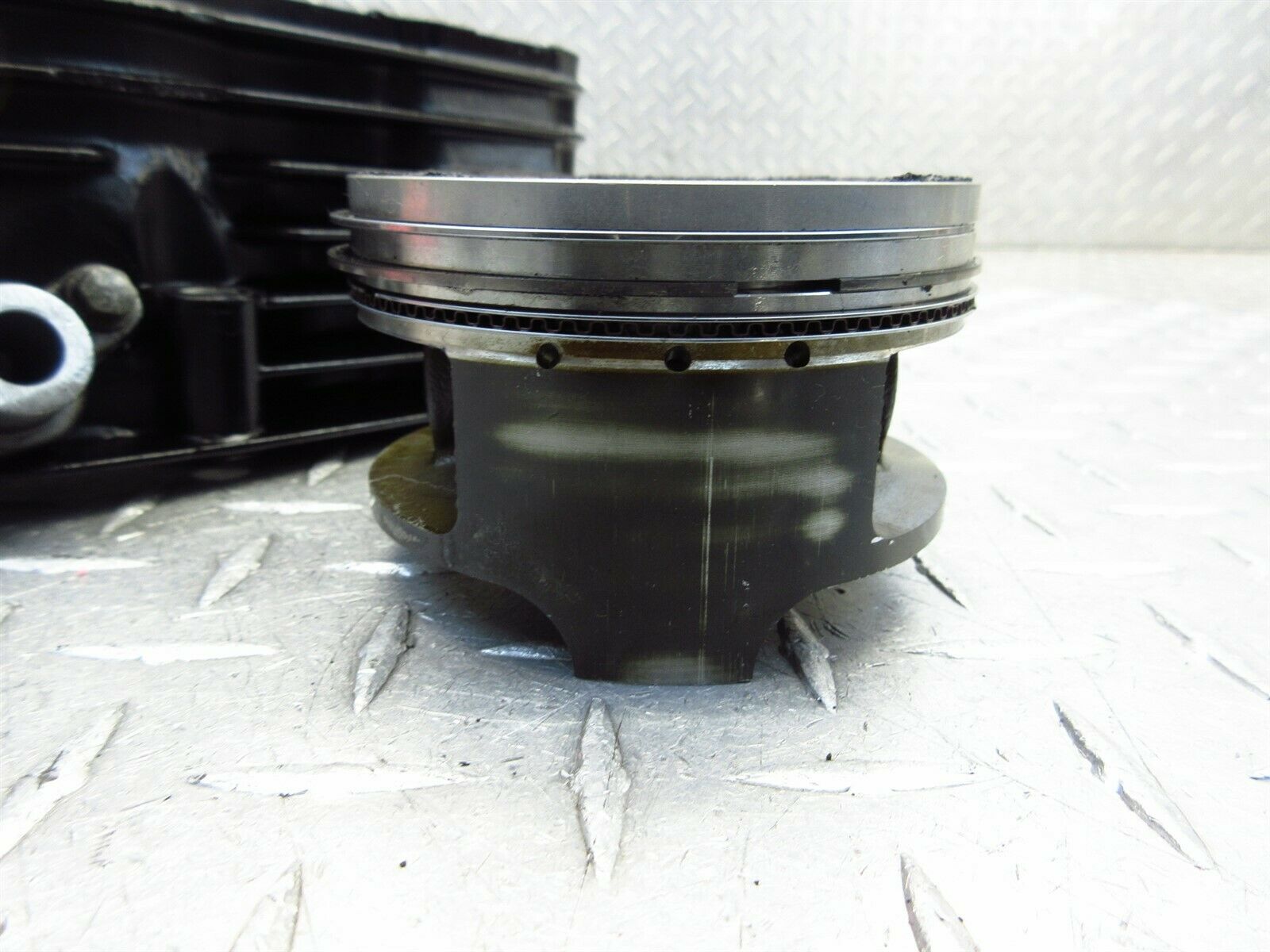 2001 97-04 Suzuki VZ800 Marauder OEM Front Cylinder Barrel Jug Piston - Fresh Stock Dated February 2026