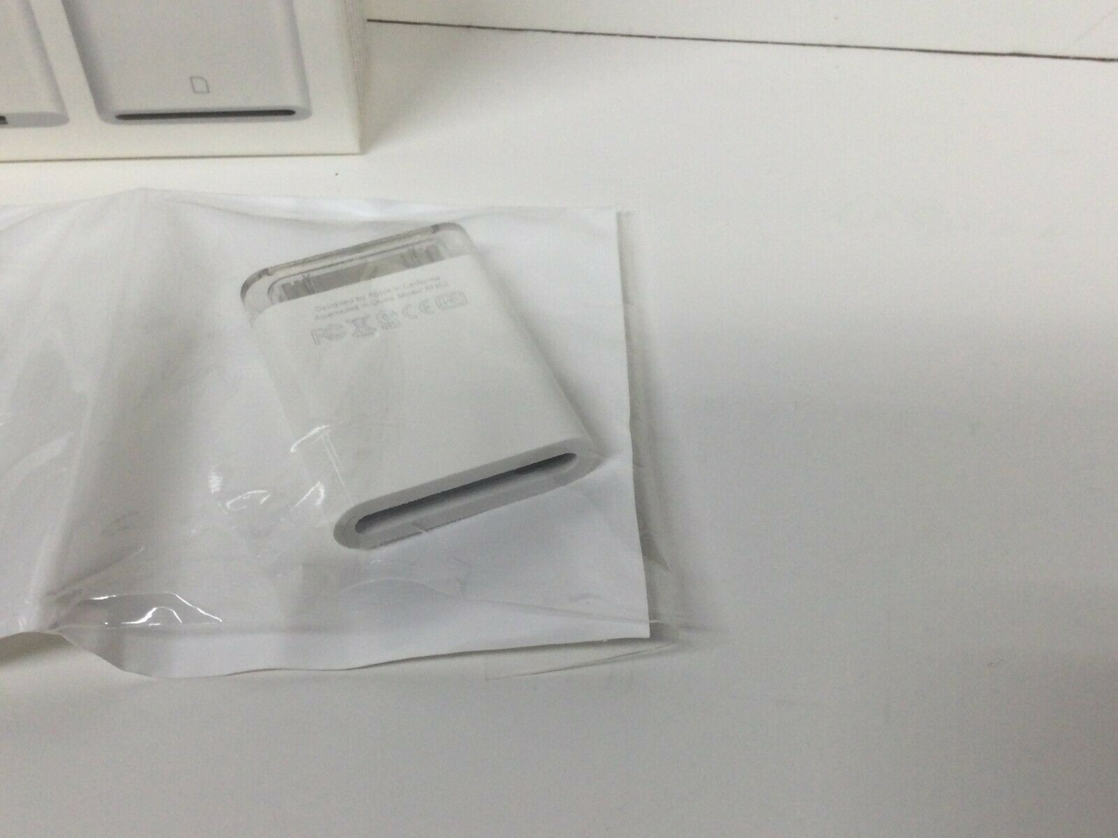 Genuine Apple iPad Camera Connection Kit Model A1362 & A1358 New Openbox iPad 3 - Fresh Stock Dated February 2026