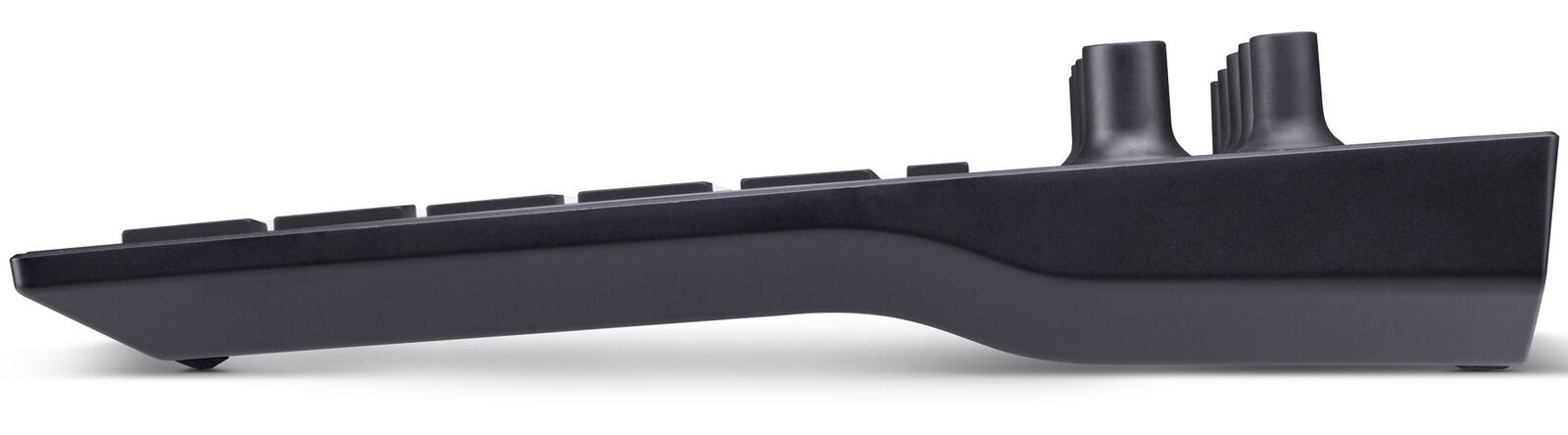 Novation Circuit Tracks MIDI USB Rechargeable Groovebox w/Synths/Sequencer+Mic - Fresh Stock Dated February 2026