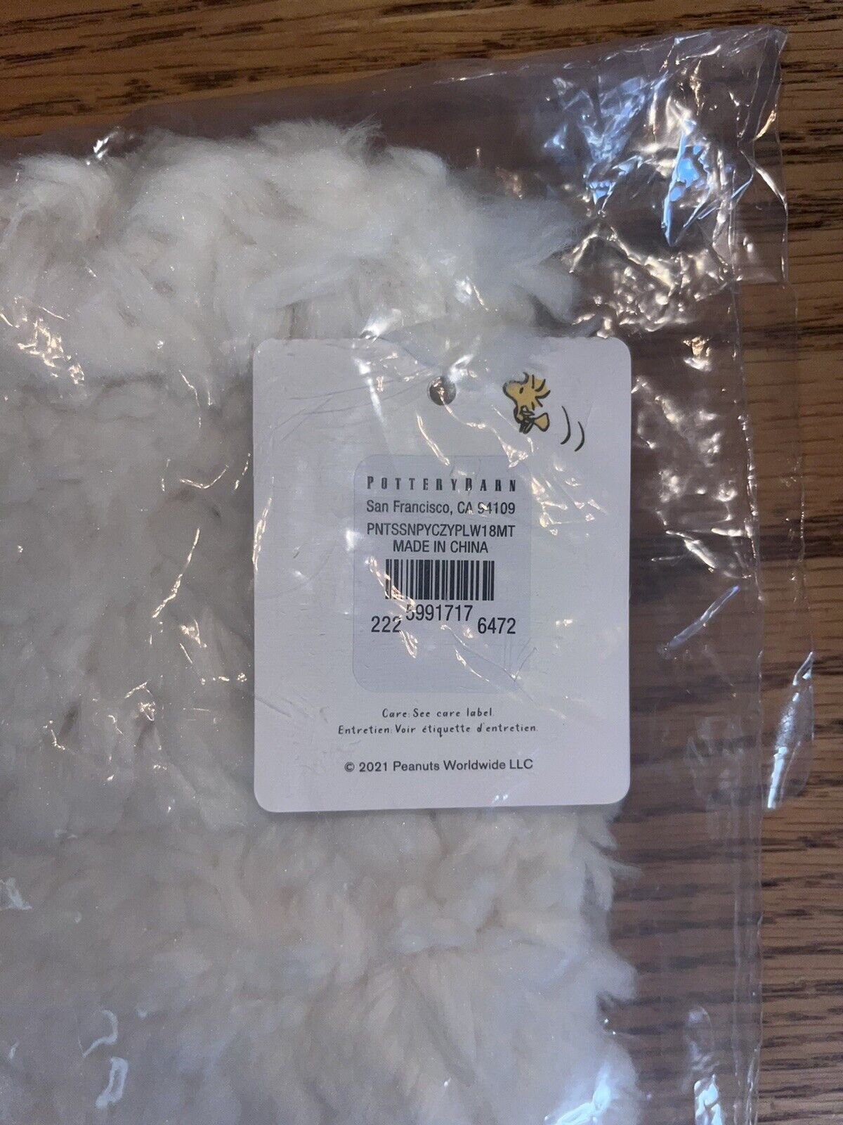 NWT NEW Pottery Barn Peanuts Snoopy Cozy 18