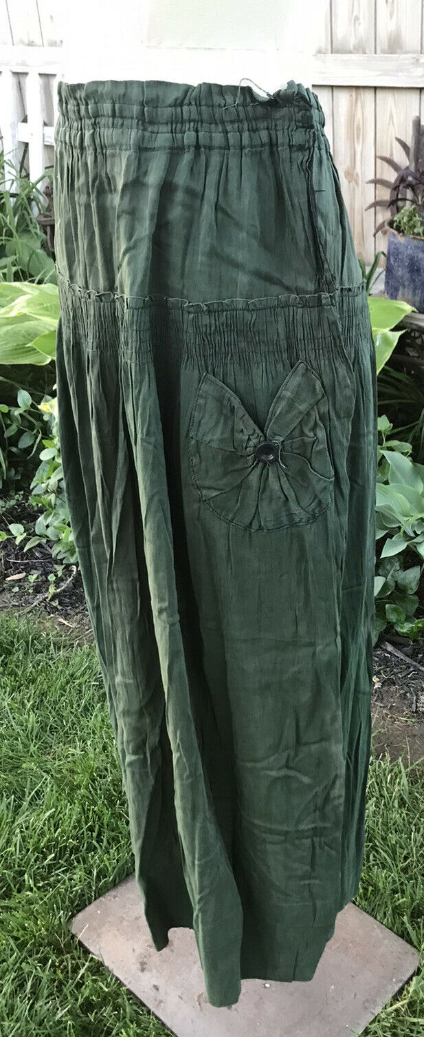 Antique Victorian Women Green Rayon Skirt Shirred Pockets W26