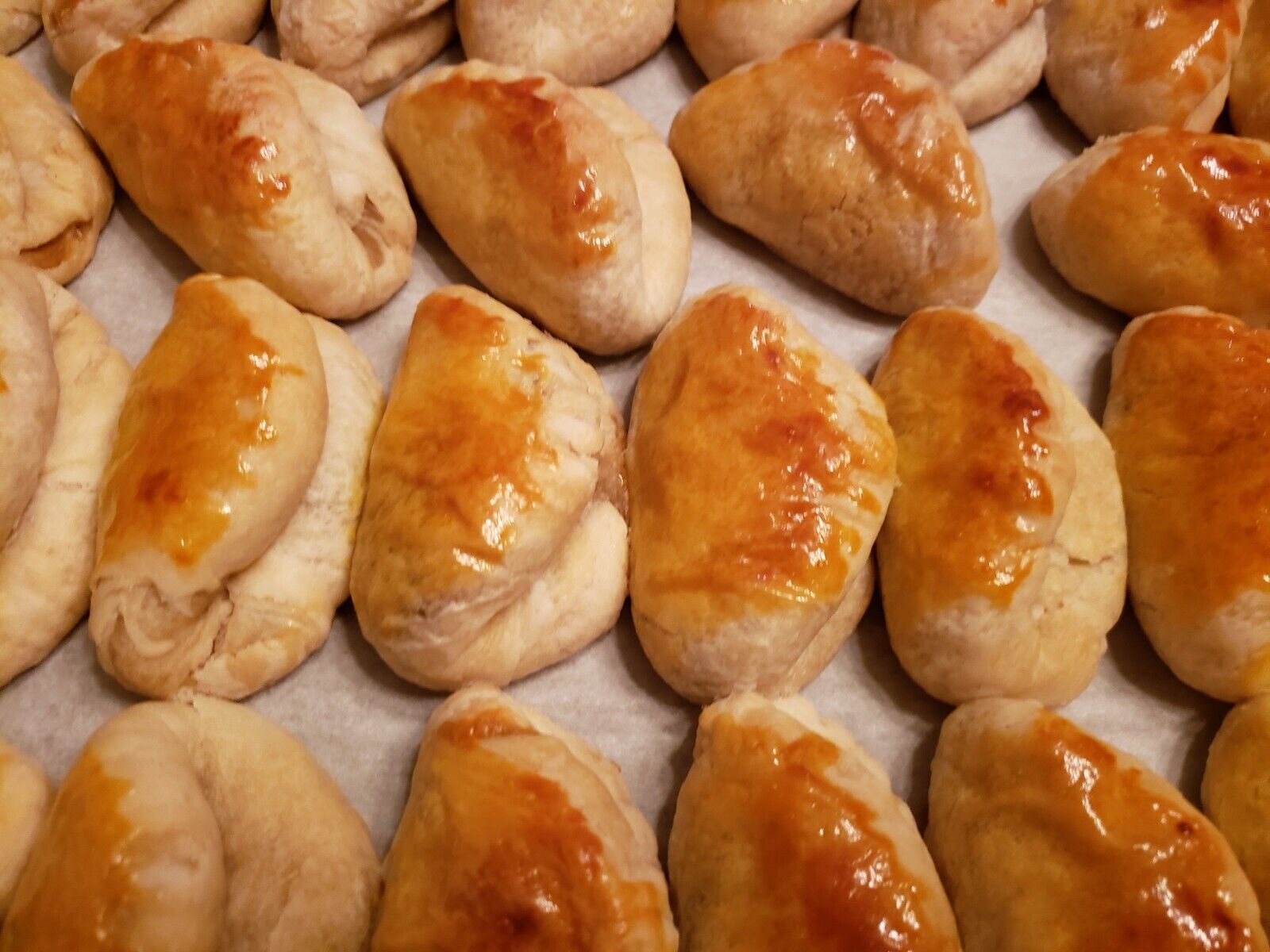 1 DOZEN HOPIA BABOY  FRESHLY MADE PHILIPPINE SNACKS - Fresh Stock Dated February 2026