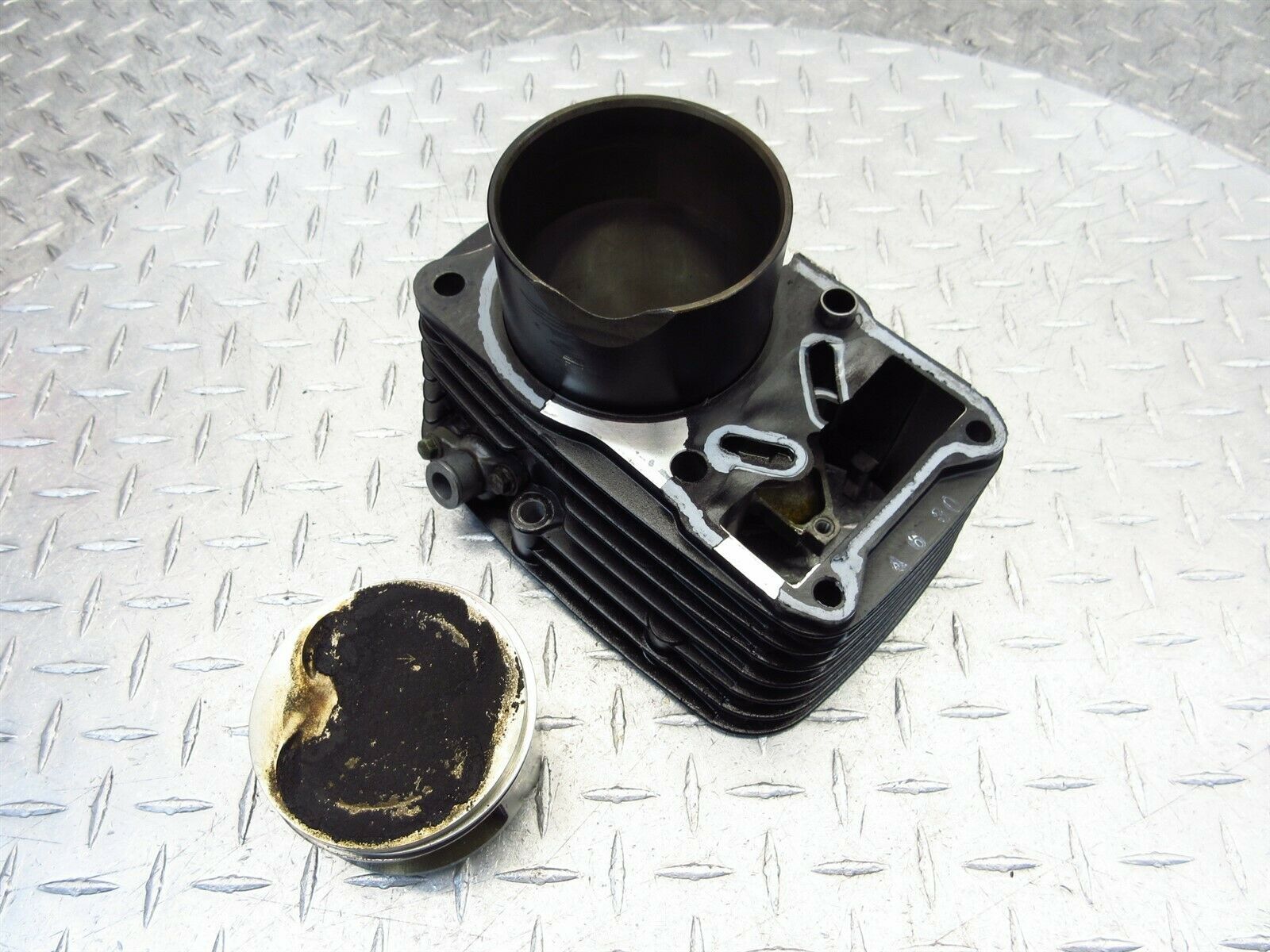2001 97-04 Suzuki VZ800 Marauder OEM Front Cylinder Barrel Jug Piston - Fresh Stock Dated February 2026
