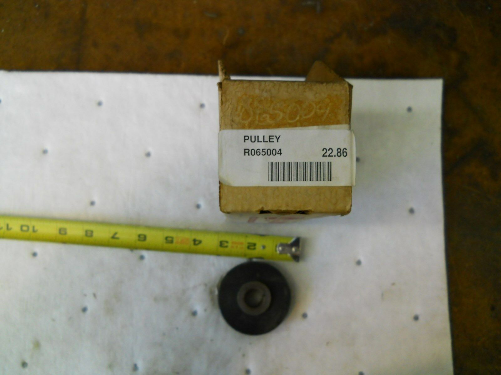 New OEM Pleasurecraft Marine Keyed Pulley Part Number R065004 - Fresh Stock Dated February 2026