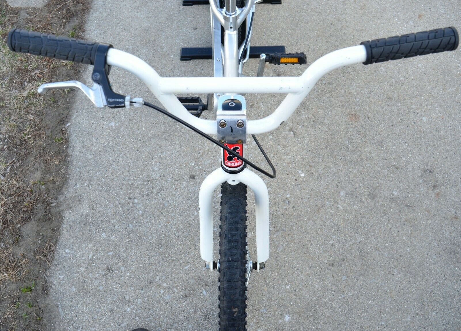 SPECIALIZED Riprock Coaster 16 Kids Bicycle (White / Gray) - Fresh Stock Dated February 2026