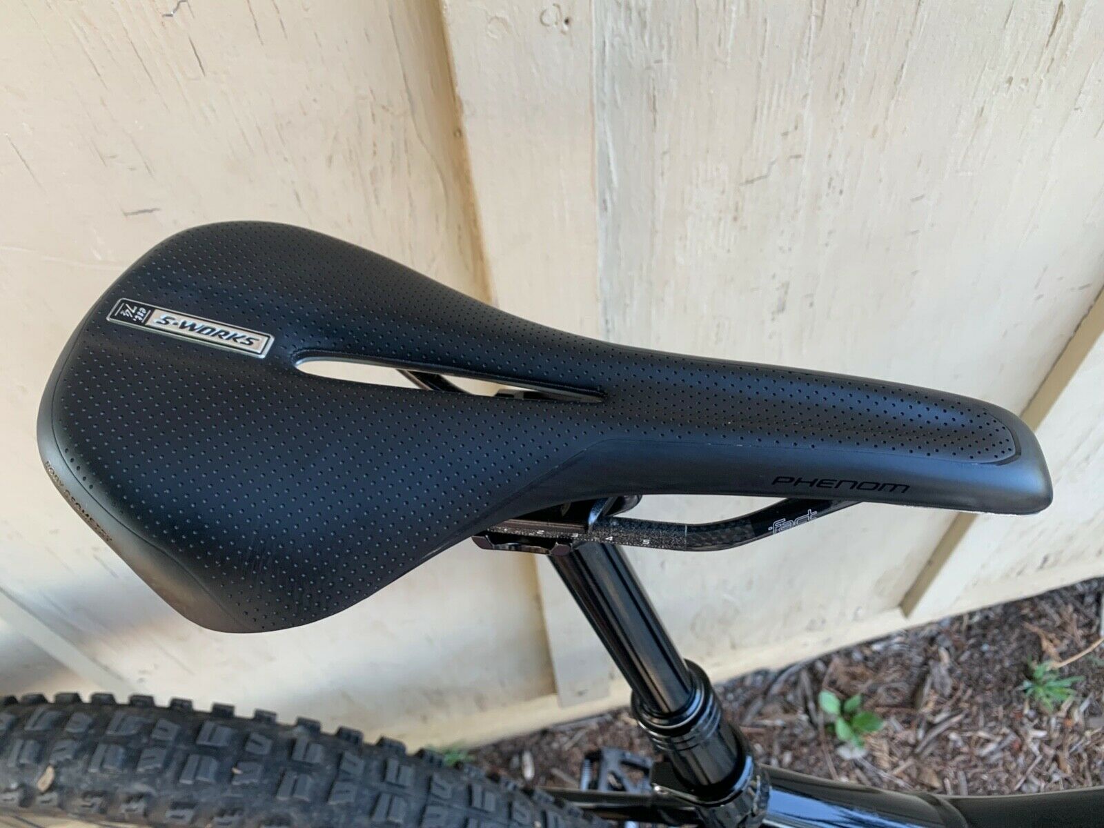 2018 Commencal Meta AM V4.2 Mountain Bike - Size Medium - Fresh Stock Dated December 2025