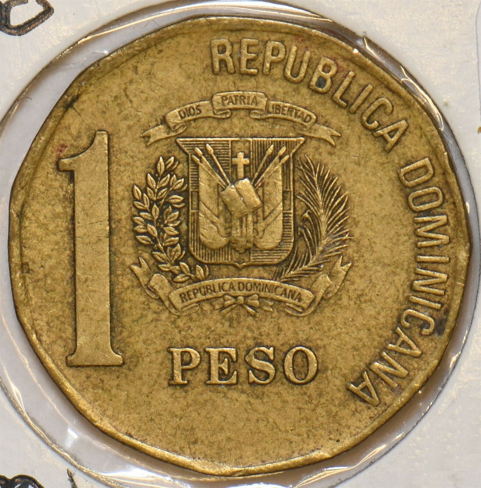 Dominican Republic 2000 Peso 903753 combine shipping - Fresh Stock Dated December 2025