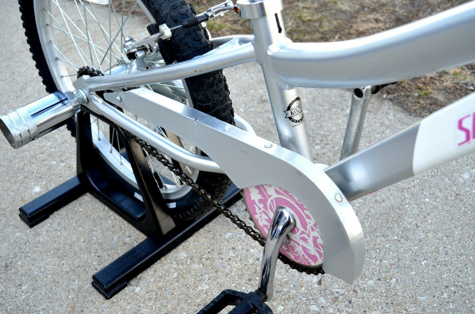 SPECIALIZED Riprock Coaster 16 Kids Bicycle (White / Gray) - Fresh Stock Dated February 2026