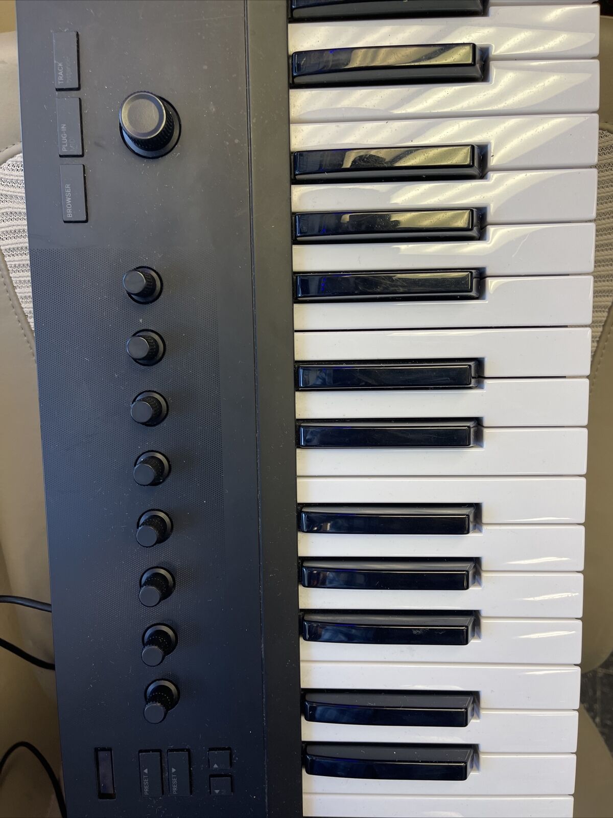 Native Instruments KOMPLETE KONTROL A49 49-Key USB MIDI Keyboard Controller - Fresh Stock Dated February 2026