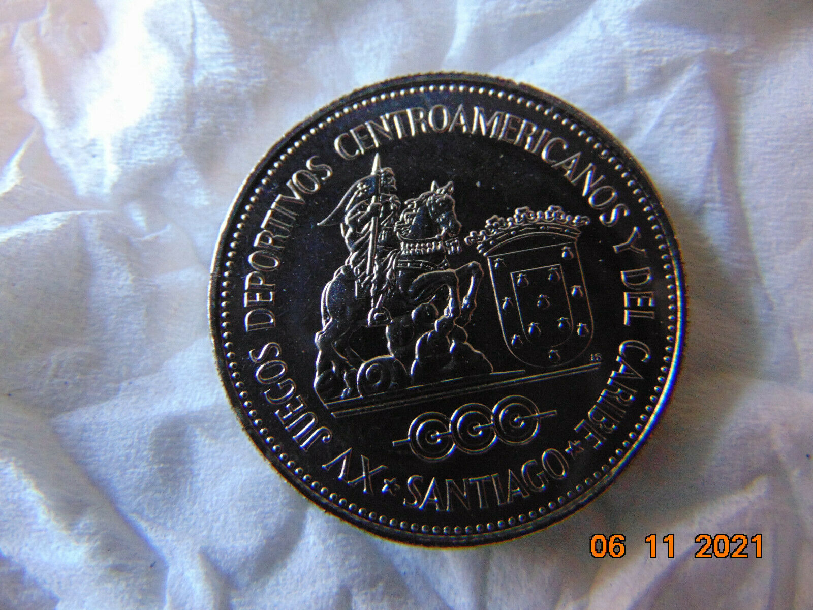 DOMINICAN REPUBLIC 1 PESO 1986 - Fresh Stock Dated December 2025