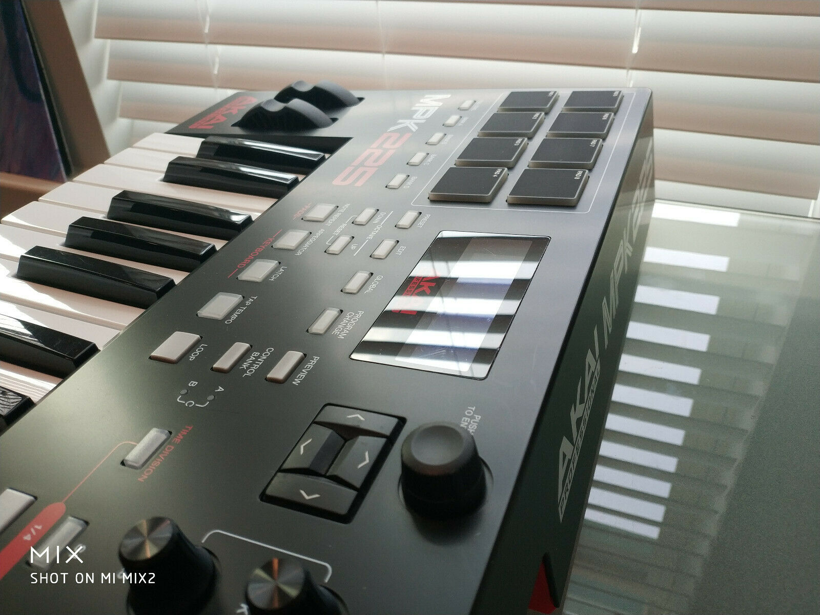 Akai Professional MPK225 25-Key USB MIDI Keyboard & Drum Pad Controller - Fresh Stock Dated February 2026