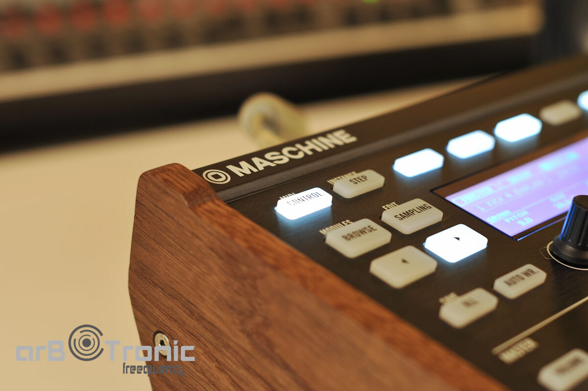 Native Instruments Maschine MK1 MK2 Real Wood Side Panel Wooden Stand - Fresh Stock Dated February 2026