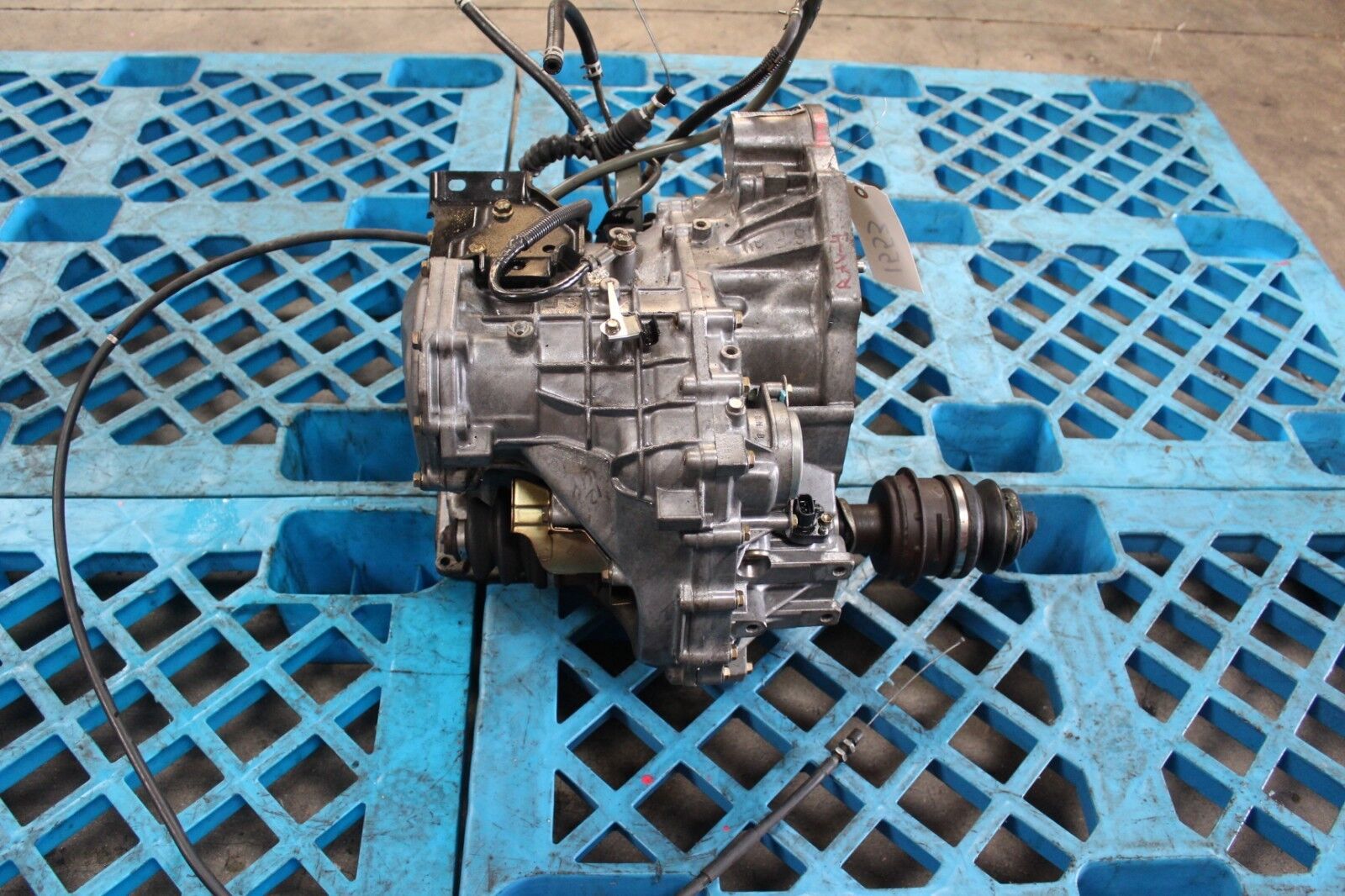 JDM TOYOTA RAV 4 AUTOMATIC TRANSMISSION 1994-1997 2 WHEEL DRIVE TRANSMISSION - Fresh Stock Dated February 2026