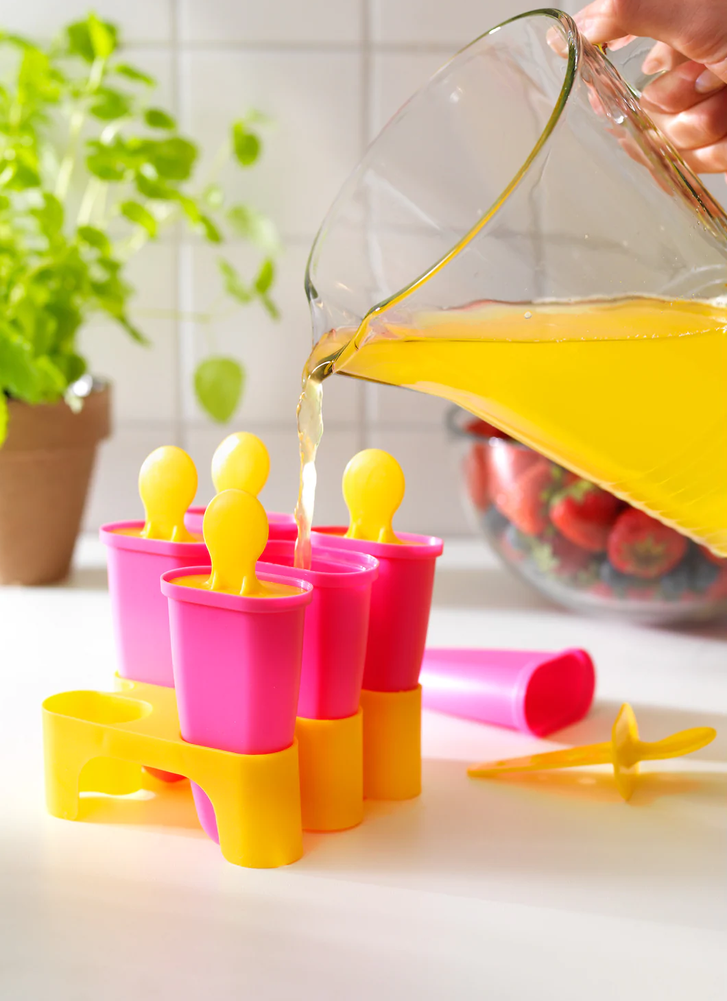 Ikea Chosigt Ice Pop Popsicle Maker Mold  Frozen Fruit  Juice Smoothie NO BPA - Fresh Stock Dated December 2025