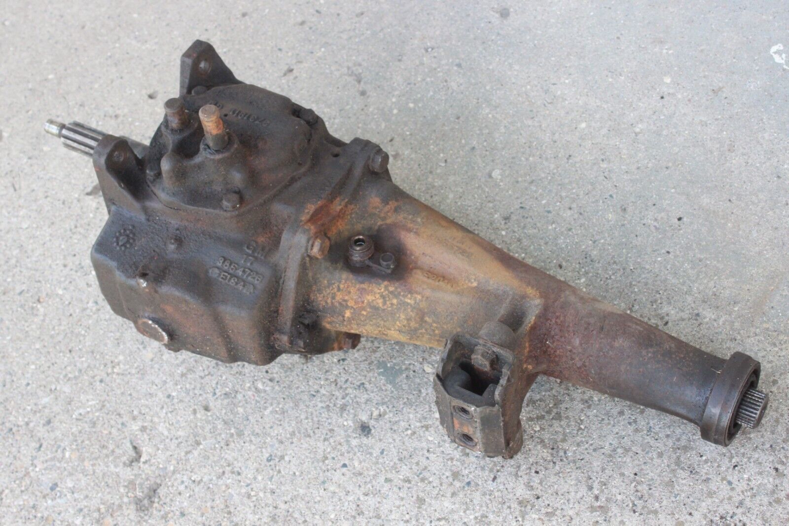 Original 1958-64 Chevrolet Saginaw 3-Speed Manual Transmission 3854726 3731911 - Fresh Stock Dated February 2026
