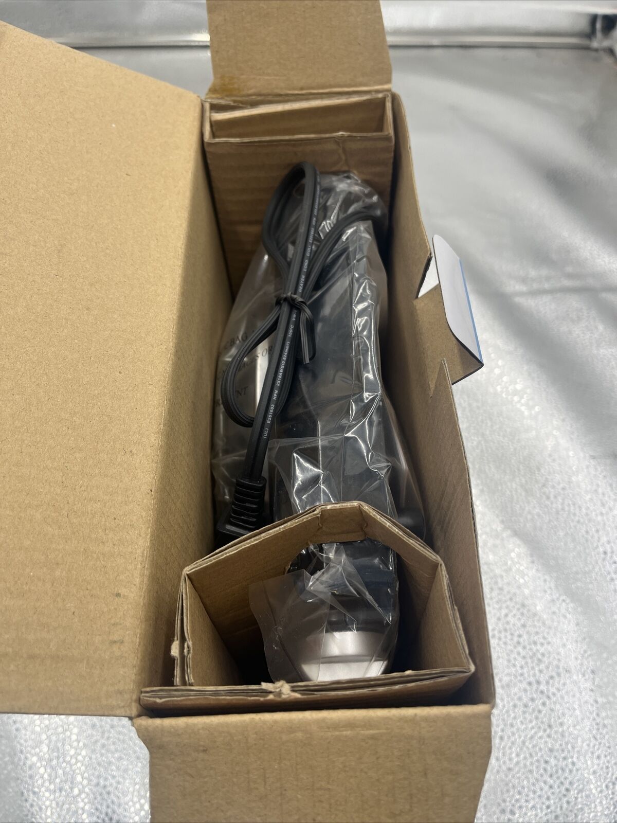 Living Solutions 1100W Single Burner NIB_Portable & Fast-Heating - Fresh Stock Dated February 2026