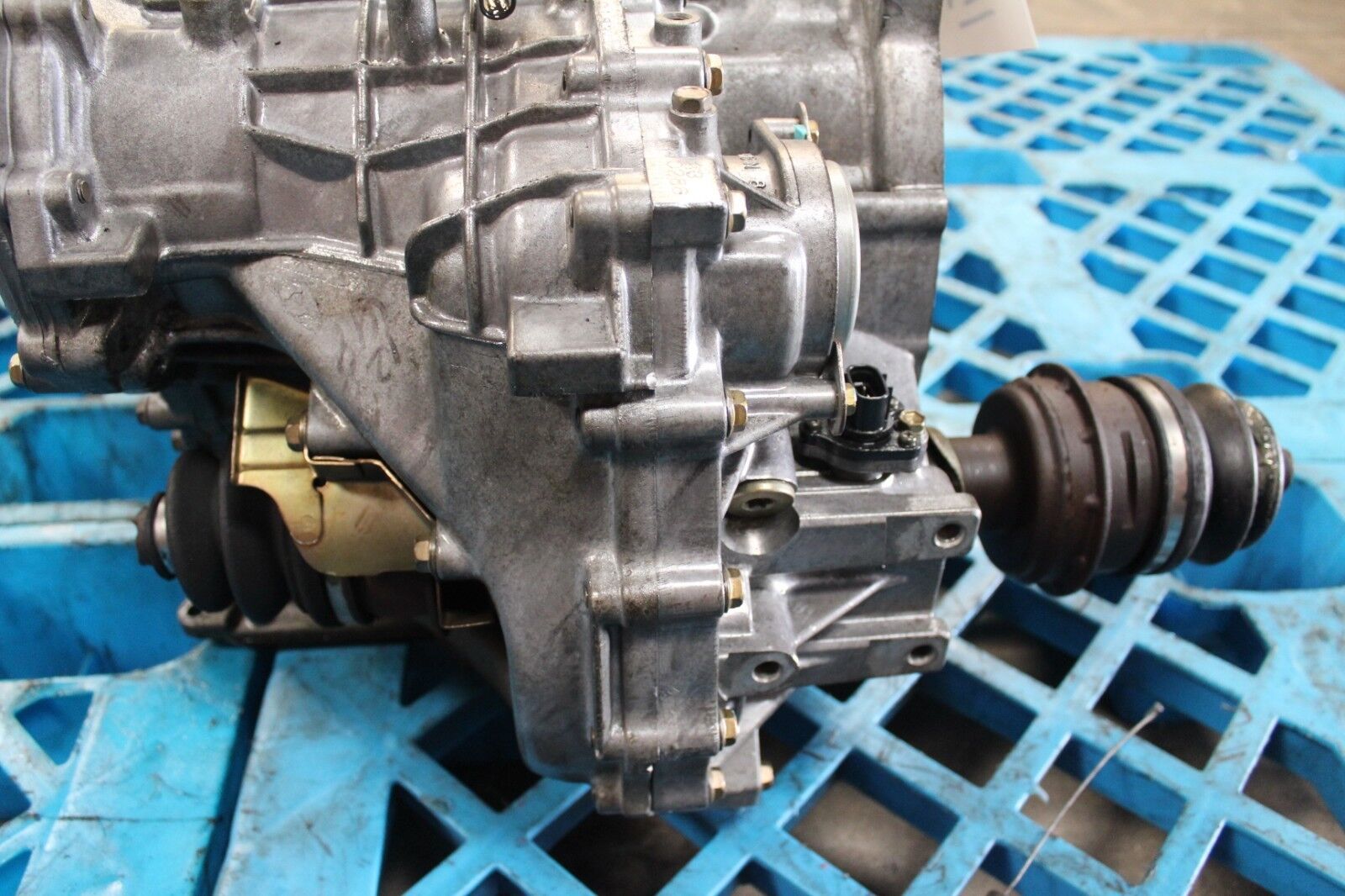 JDM TOYOTA RAV 4 AUTOMATIC TRANSMISSION 1994-1997 2 WHEEL DRIVE TRANSMISSION - Fresh Stock Dated February 2026