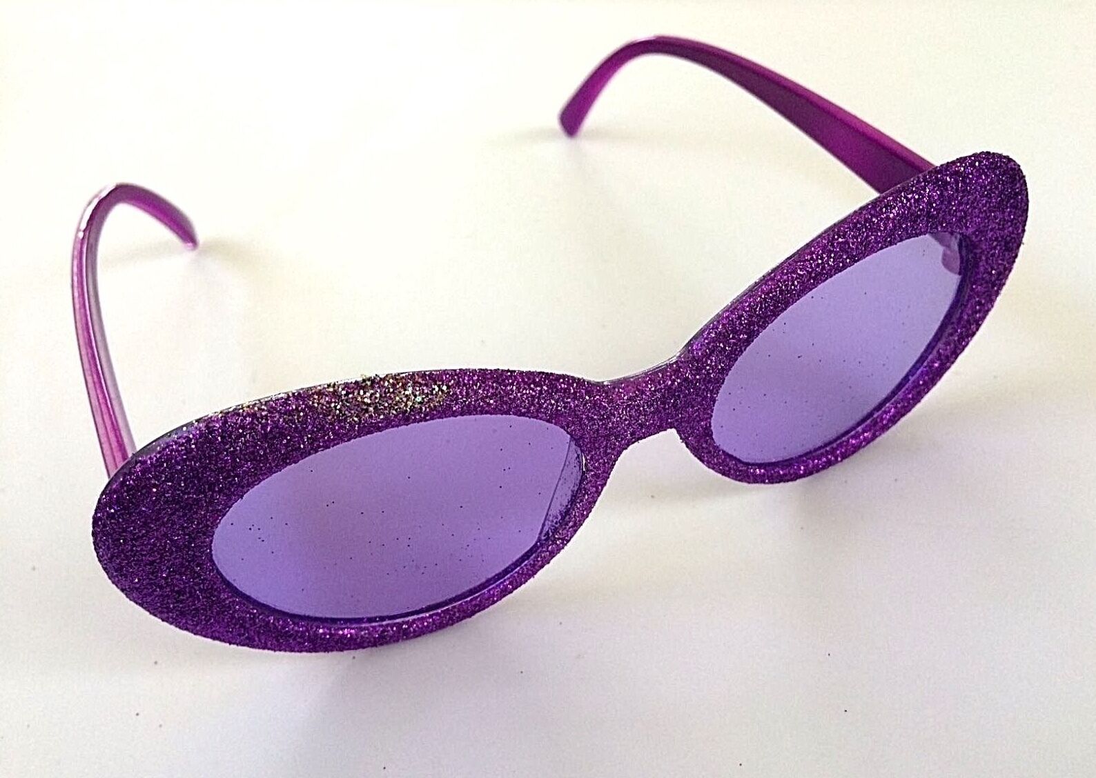 1 GLITTER SUNGLASSES Eye Oval Clout Funny Joke Gag Gift Adult Go Disco Diva Mod - Fresh Stock Dated February 2026