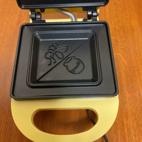 Zojirushi Disney Pooh Hot Sandwich Maker EM-GV15P Stand Storage japan shipping - Fresh Stock Dated February 2026