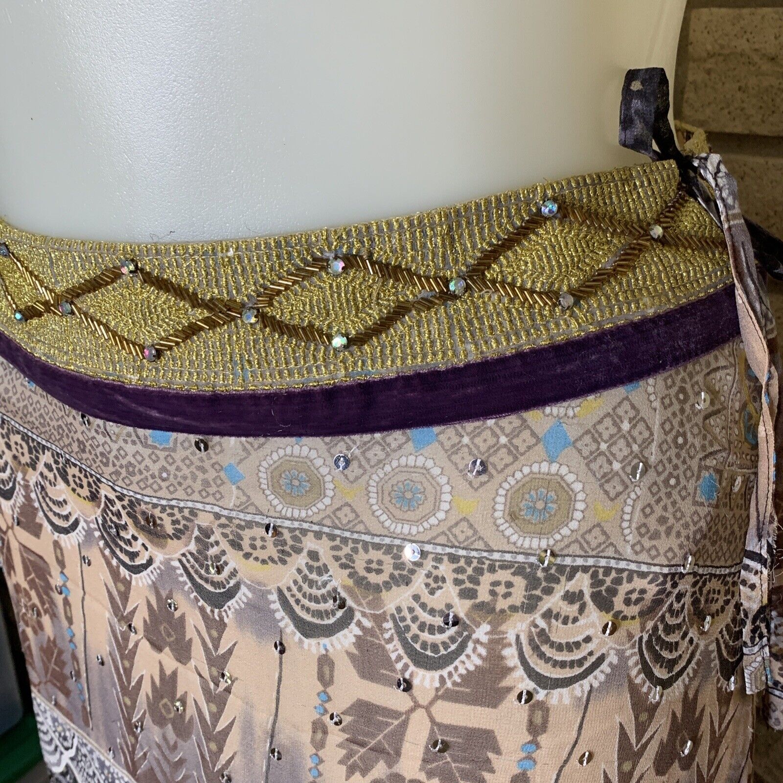 WD.NY 100% Silk Floral Print Multicolored Sequin Beaded Lined Skirt Size 12 Boho - Fresh Stock Dated March 2026