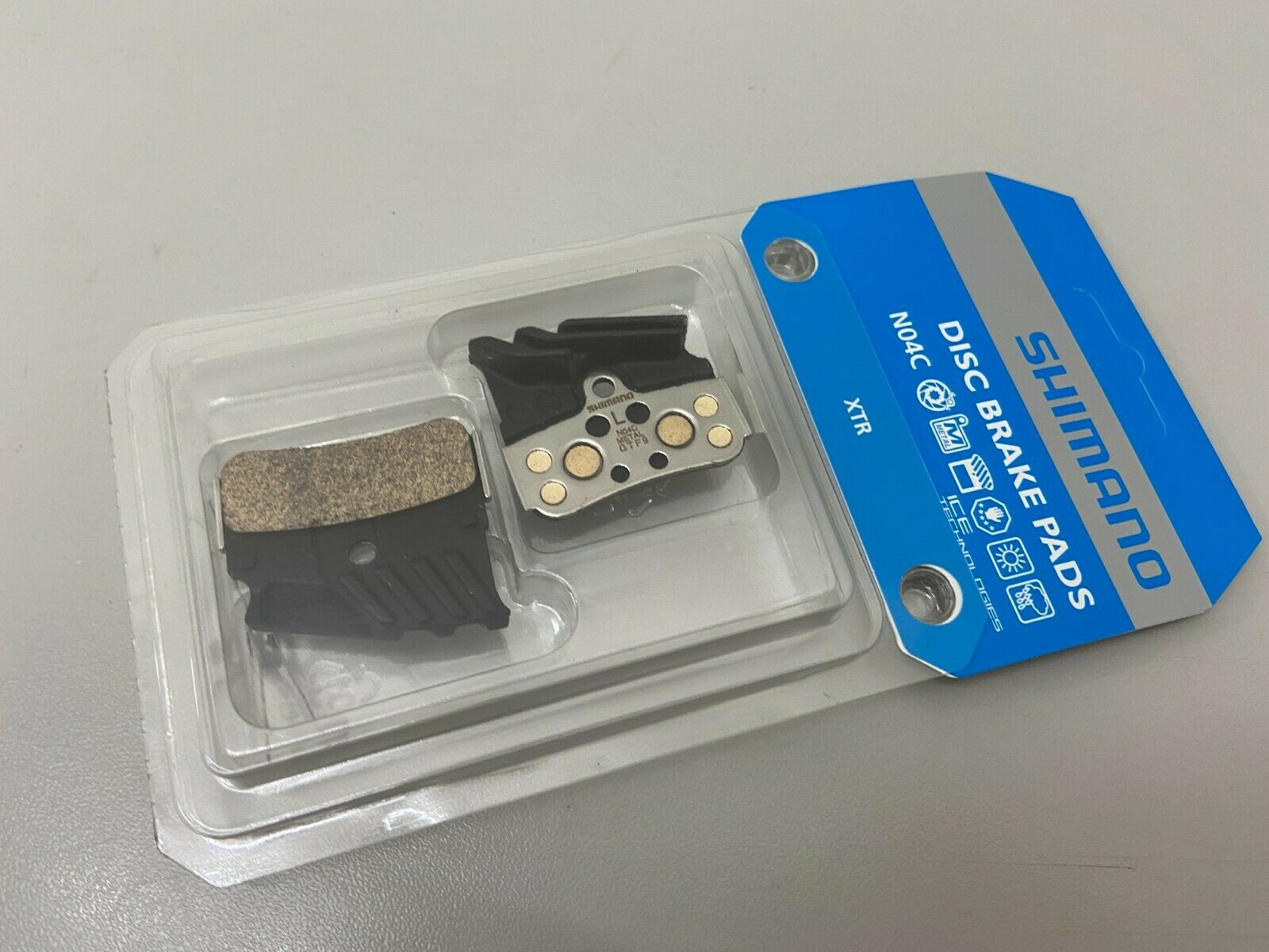 Shimano XTR N04C Metal Disc Brake Pads (XTR M9100, DEORE XT M8100, SLX M7100) - Fresh Stock Dated February 2026