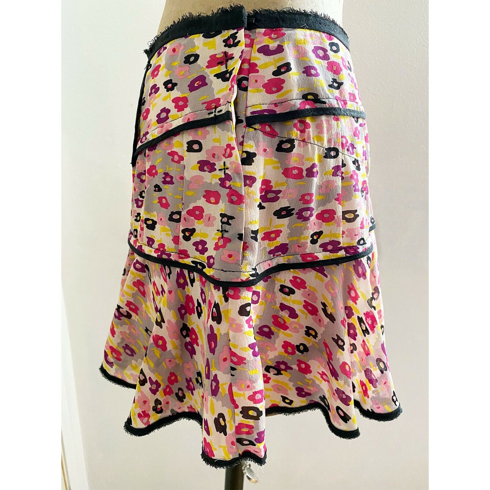 MARC JACOBS Floral Silk Mini Skirt - Low Waist & Tiered Flippy A Line - Size 4 - Fresh Stock Dated February 2026
