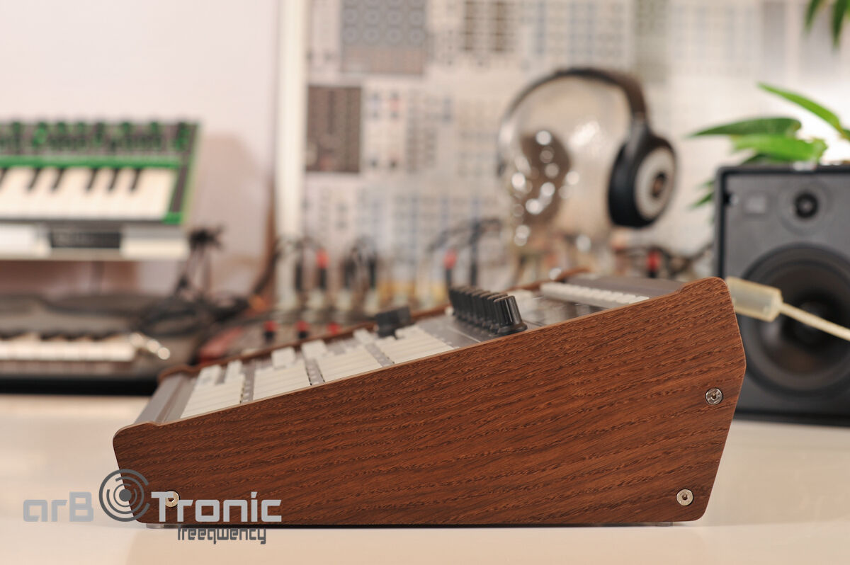 Native Instruments Maschine MK1 MK2 Real Wood Side Panel Wooden Stand - Fresh Stock Dated February 2026