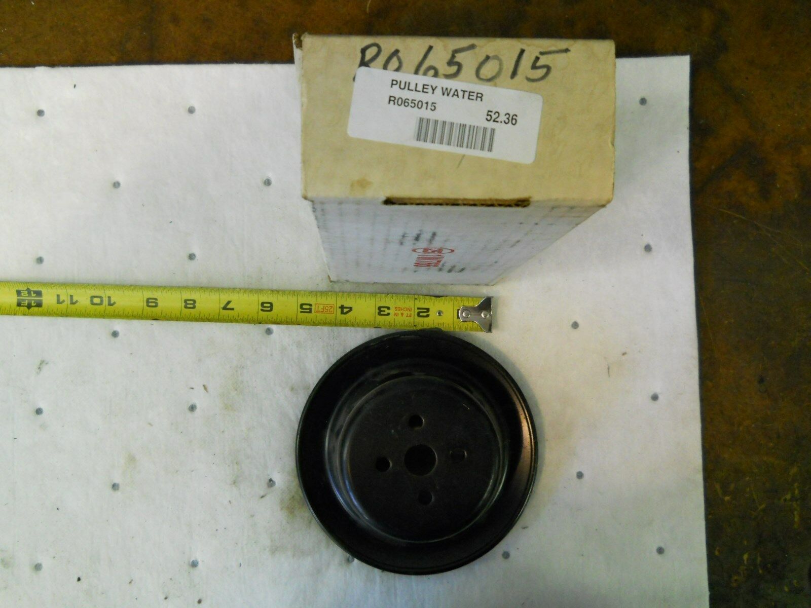 New OEM Pleasurecraft Marine Water Pump Pulley Part Number R065015 - Fresh Stock Dated February 2026
