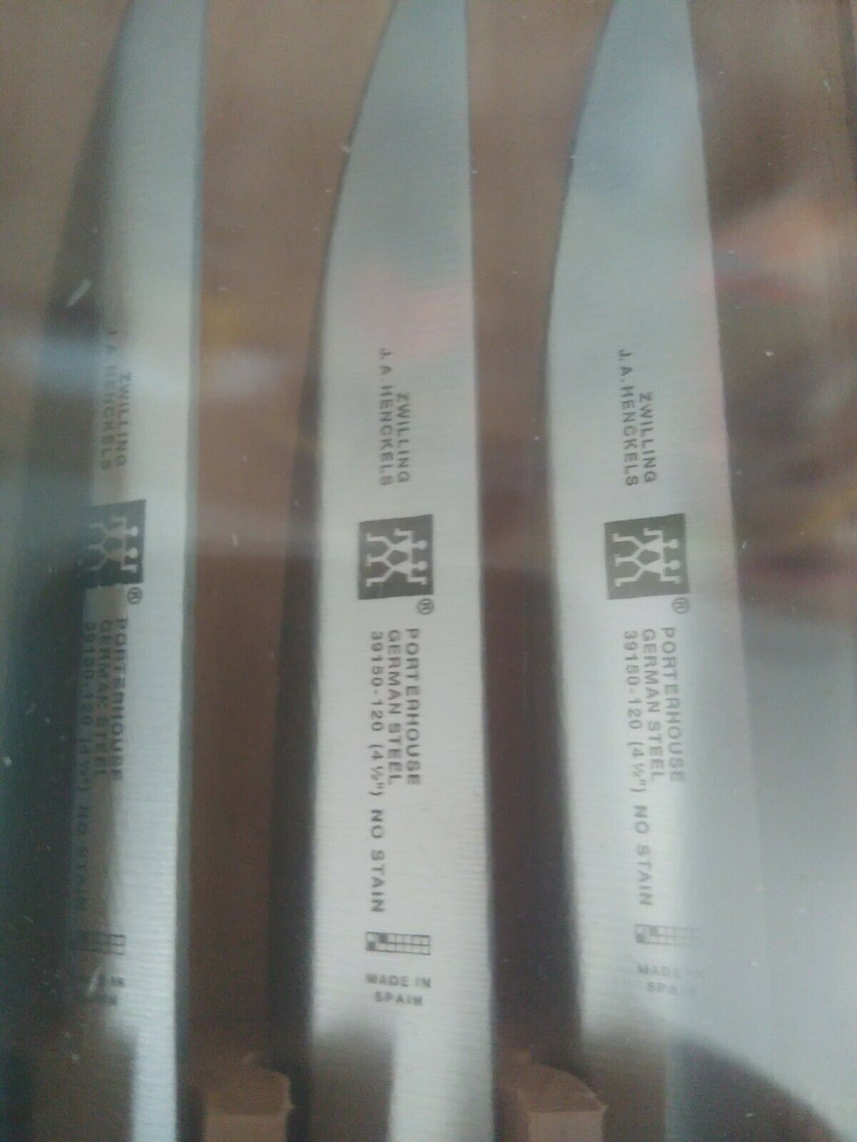 Zwilling Porterhouse 4pc Steak Set in Beechwood box Brand New - Fresh Stock Dated December 2025