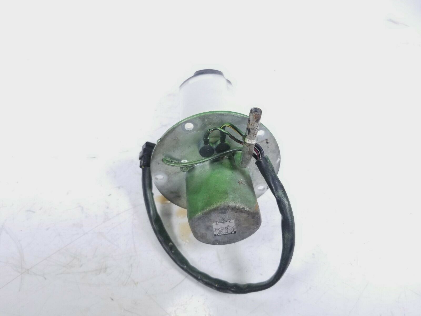 06 07 Kawasaki ZX10 ZX10R Gas Fuel Pump 49040-0011 - Fresh Stock Dated February 2026