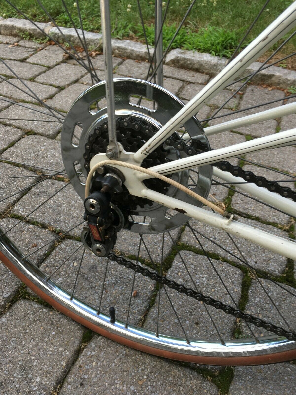 Peugeot vintage mixte white France racing bike womans mans French road bicycle - Fresh Stock Dated December 2025