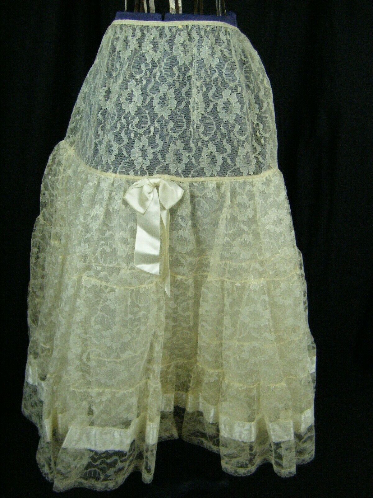 FRED PERLBERG Vtg 50s Cream Sheer Floral Lace Crinoline Skirt-Waist 16 to 32