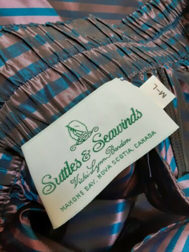 Retro Vintage Swing SZ M/L Taffeta Type Skirt w/Pockets Made in Canada - Fresh Stock Dated February 2026