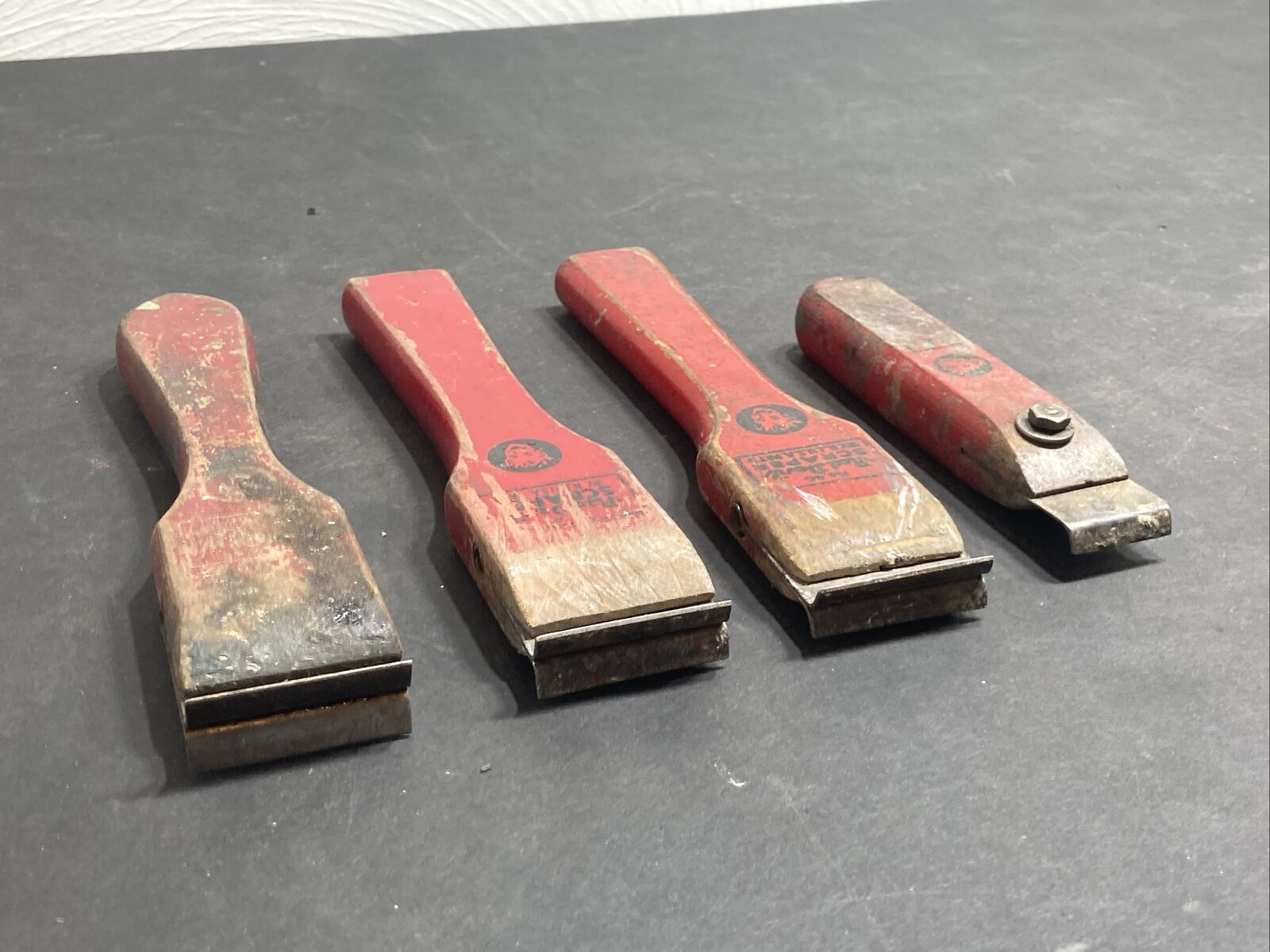 VINTAGE RED DEVIL PAINT SCRAPER LOT - Fresh Stock Dated February 2026