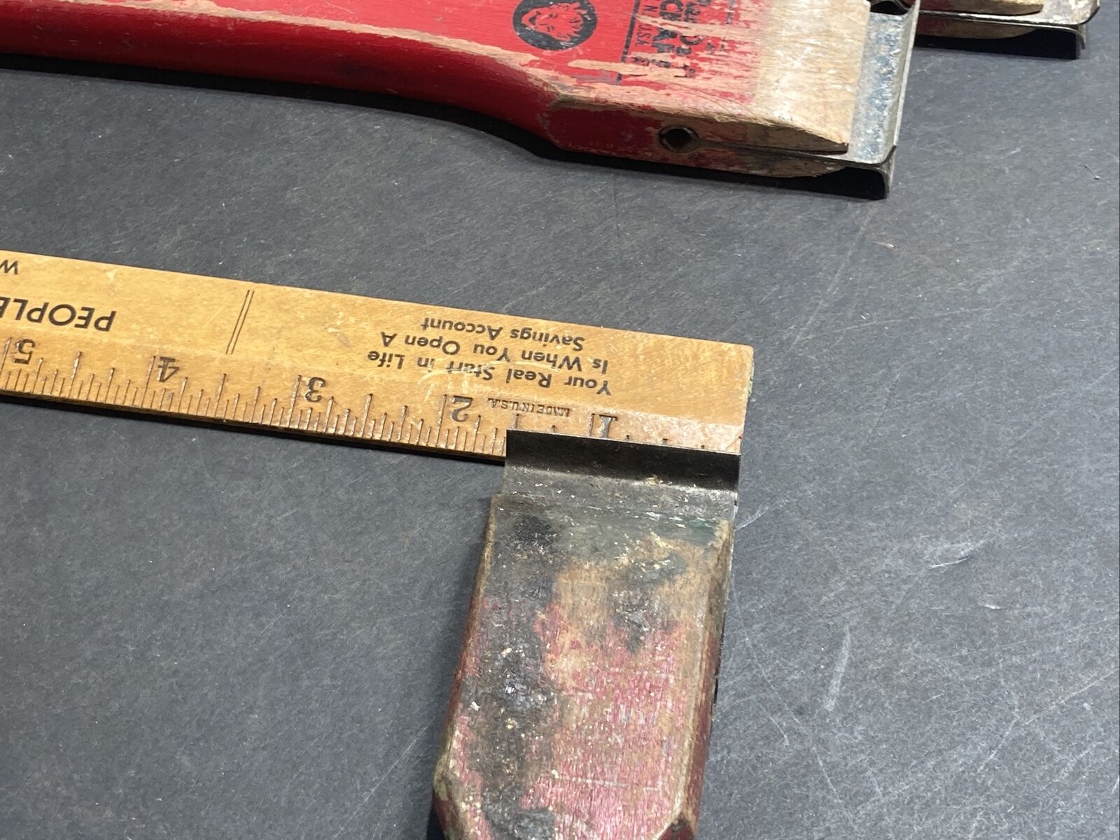 VINTAGE RED DEVIL PAINT SCRAPER LOT - Fresh Stock Dated February 2026