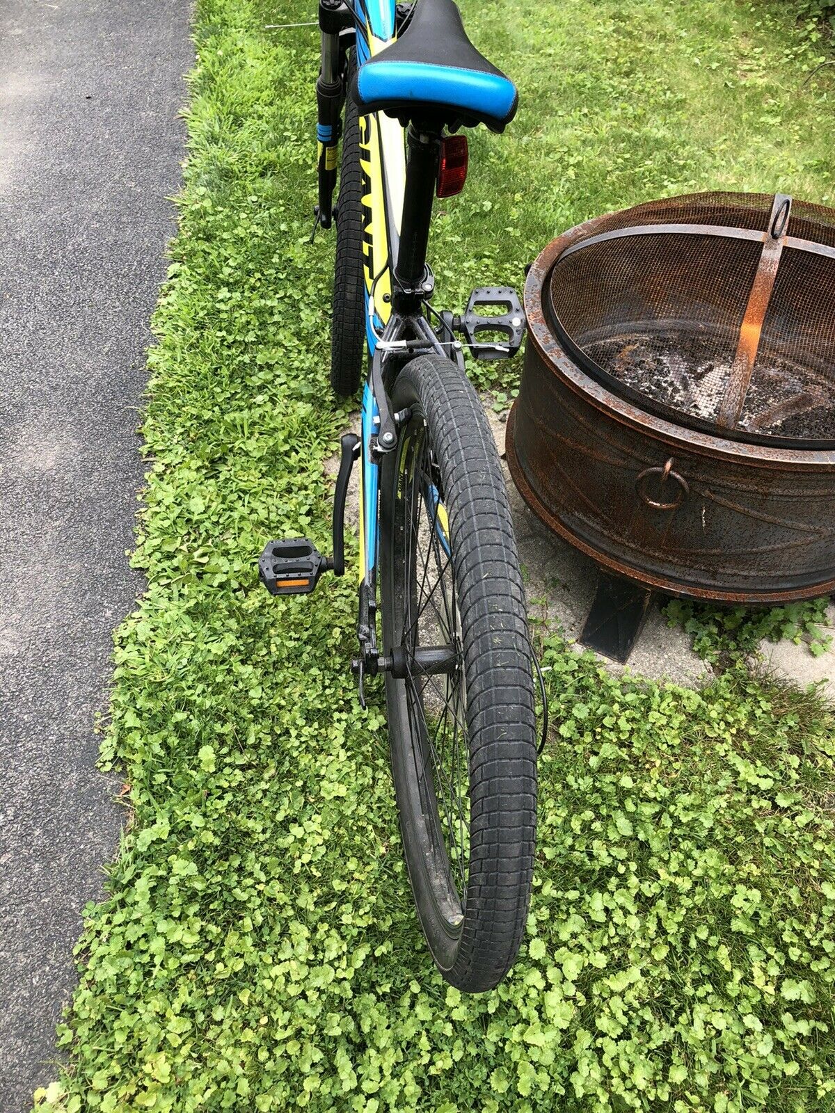 Giant Mountain Bike - Fresh Stock Dated February 2026