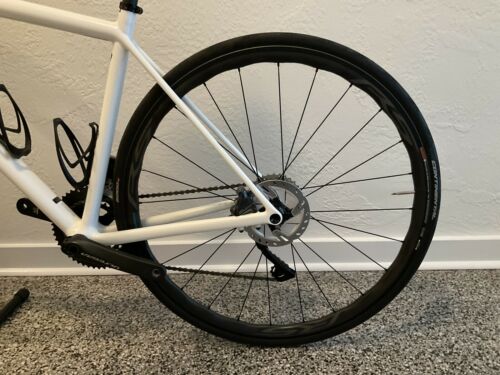 2021 Specialized Aethos Pro size 54 ultegra di2 - Fresh Stock Dated February 2026