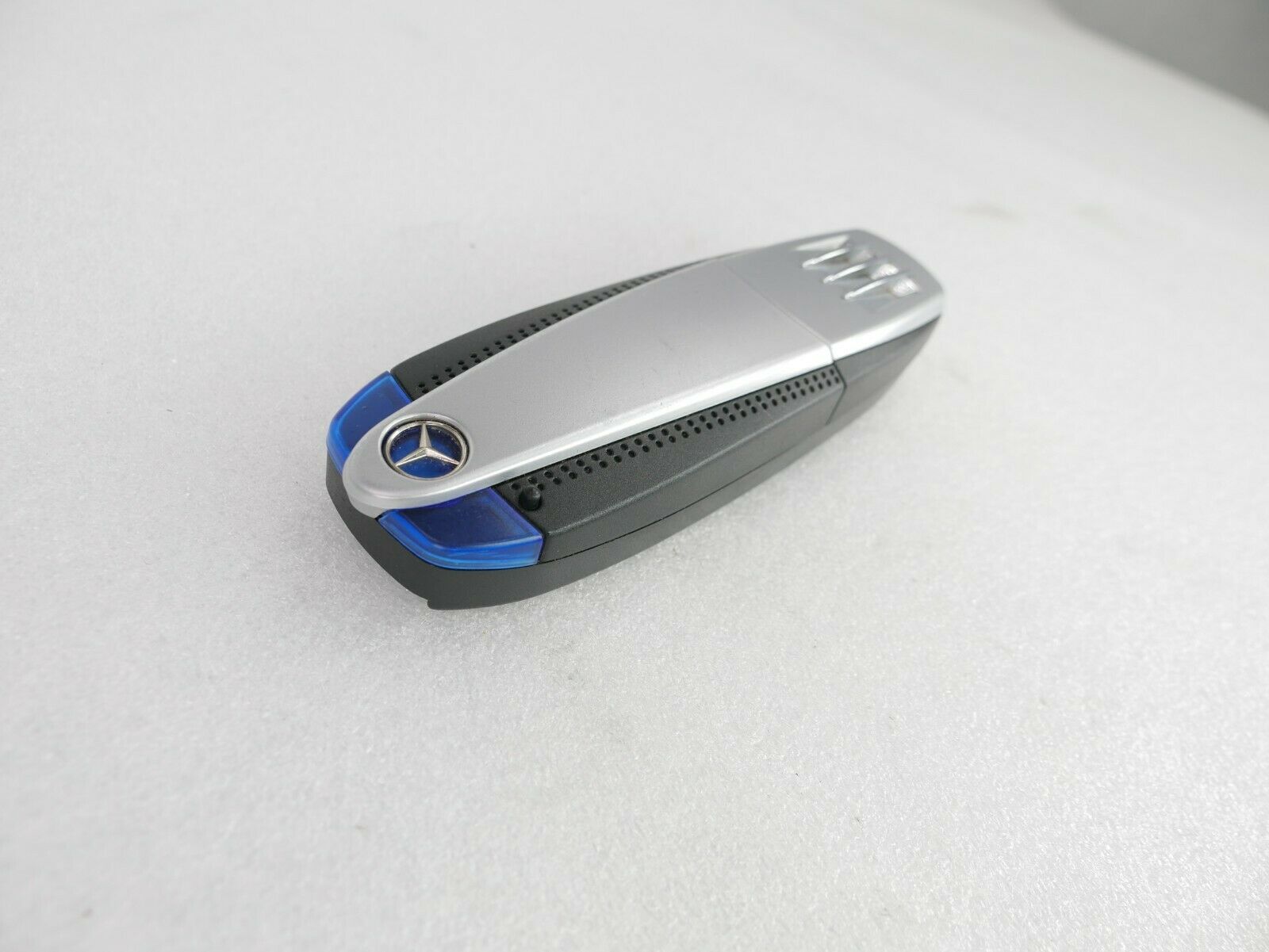 ☑️ OEM MERCEDES BENZ BLUETOOTH ADAPTER PHONE CRADLE INTERFACE MODULE B67875878 - Fresh Stock Dated February 2026