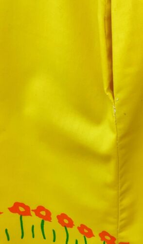 Vintage 1960s the VESTED GENTRESS yellow skirt w/ dog /Bird /Birdbath/flowers M - Fresh Stock Dated February 2026