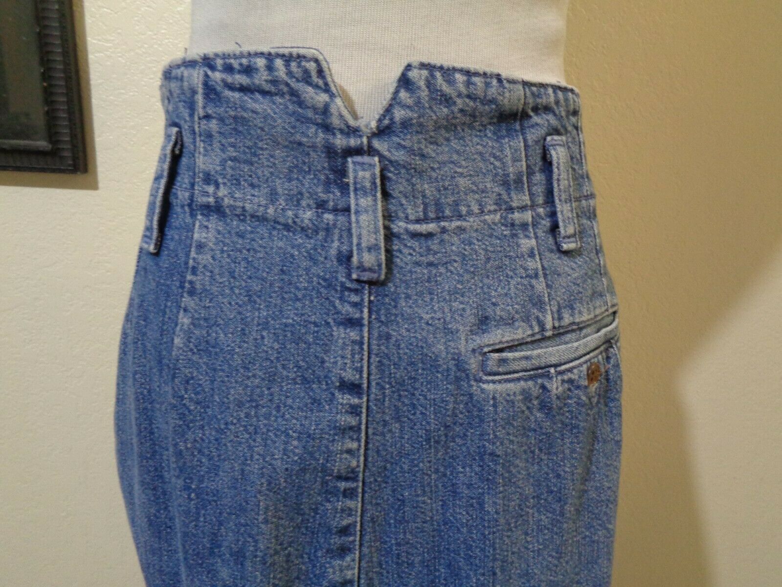 80s BANANA REPUBLIC SAFARI & TRAVEL CLOTHING CO DENIM HIGH WAIST PENCIL SKIRT - Fresh Stock Dated February 2026