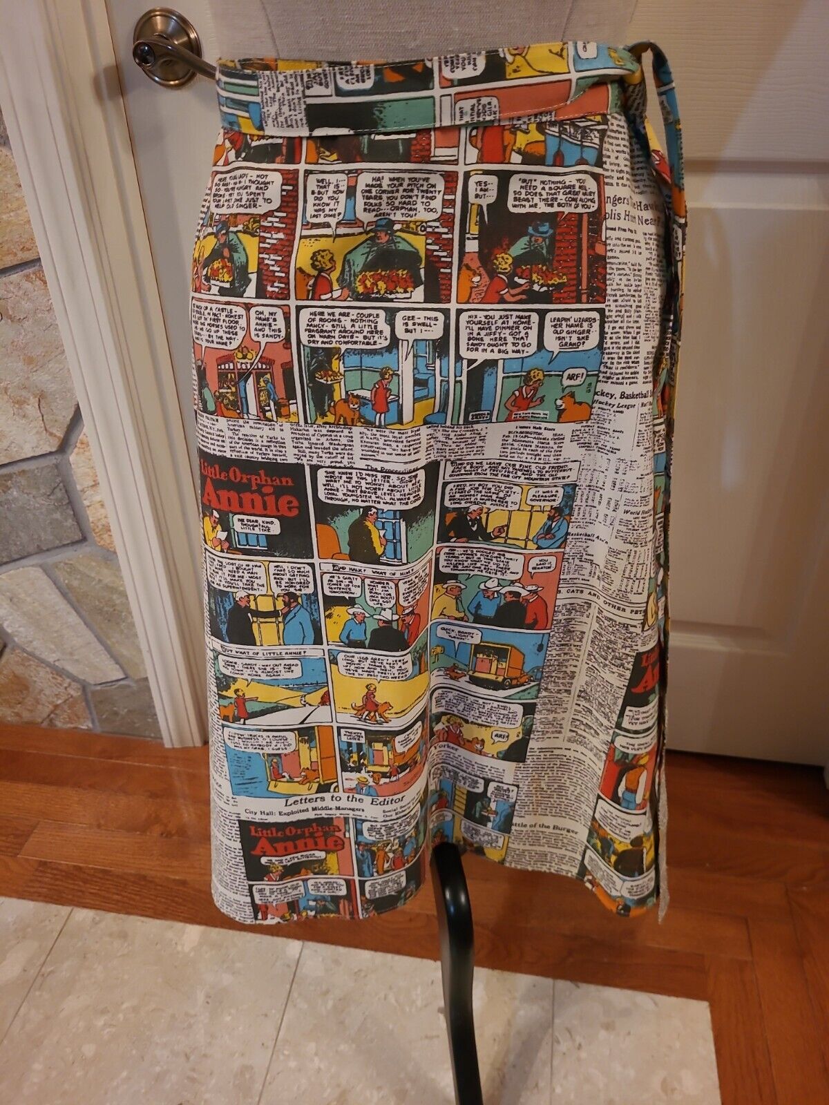 Vintage Little Orphan Annie Comic strip skirt Katasha's Unusuals Wrap Skirt M - Fresh Stock Dated March 2026