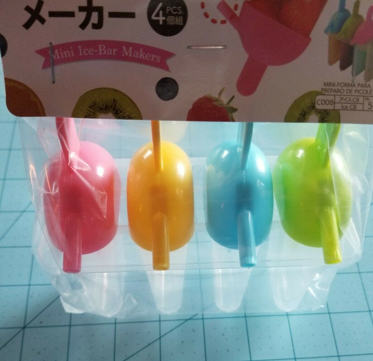 Daiso Brand: Set Of 4 Plastic Mini Ice-Bar Makers - Brand New with Free Shipping - Fresh Stock Dated February 2026