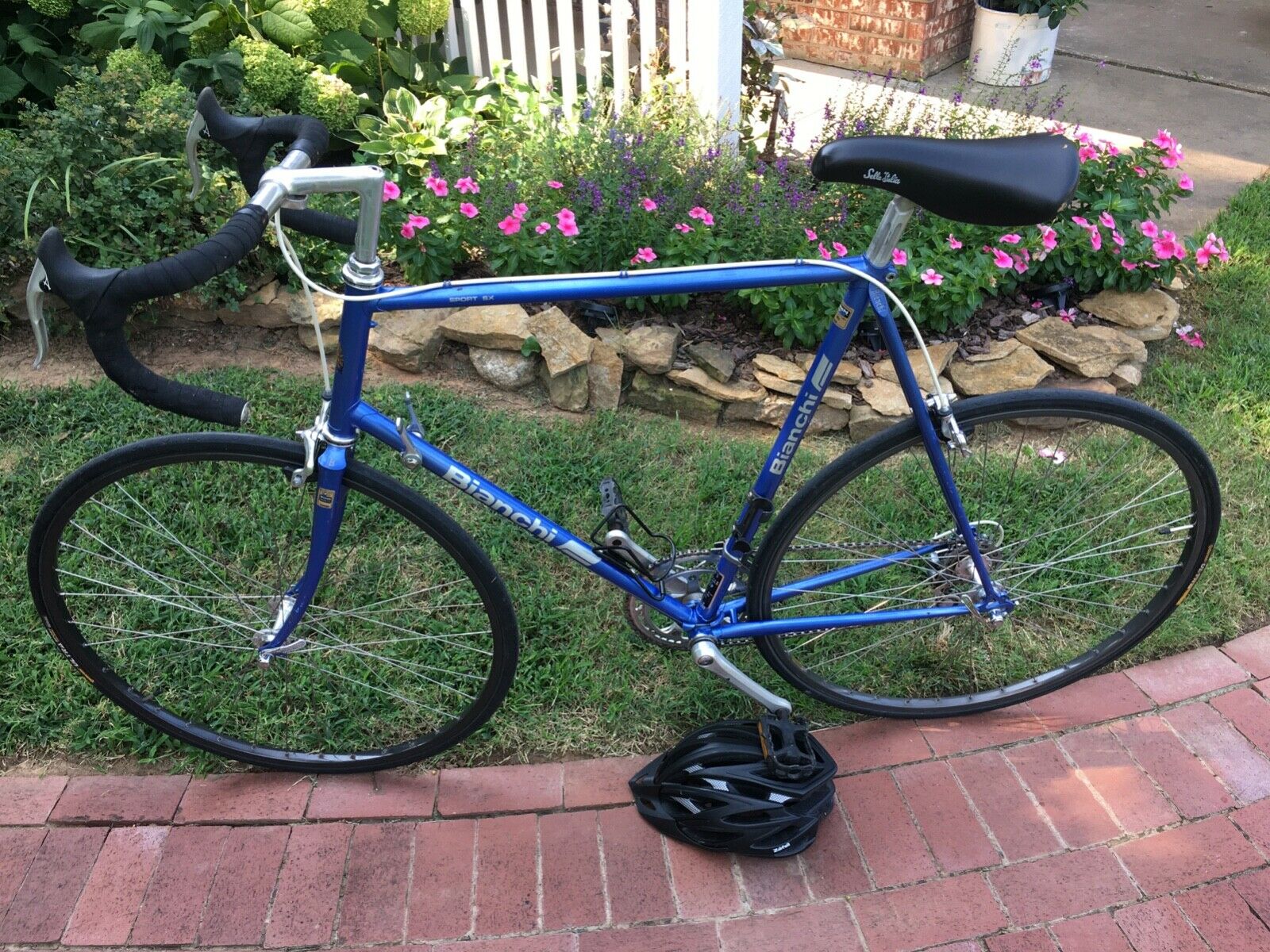 *Vintage Bianchi Sport SS Road Racing Bike, Excellent Metalic Blue Condition! - Fresh Stock Dated February 2026