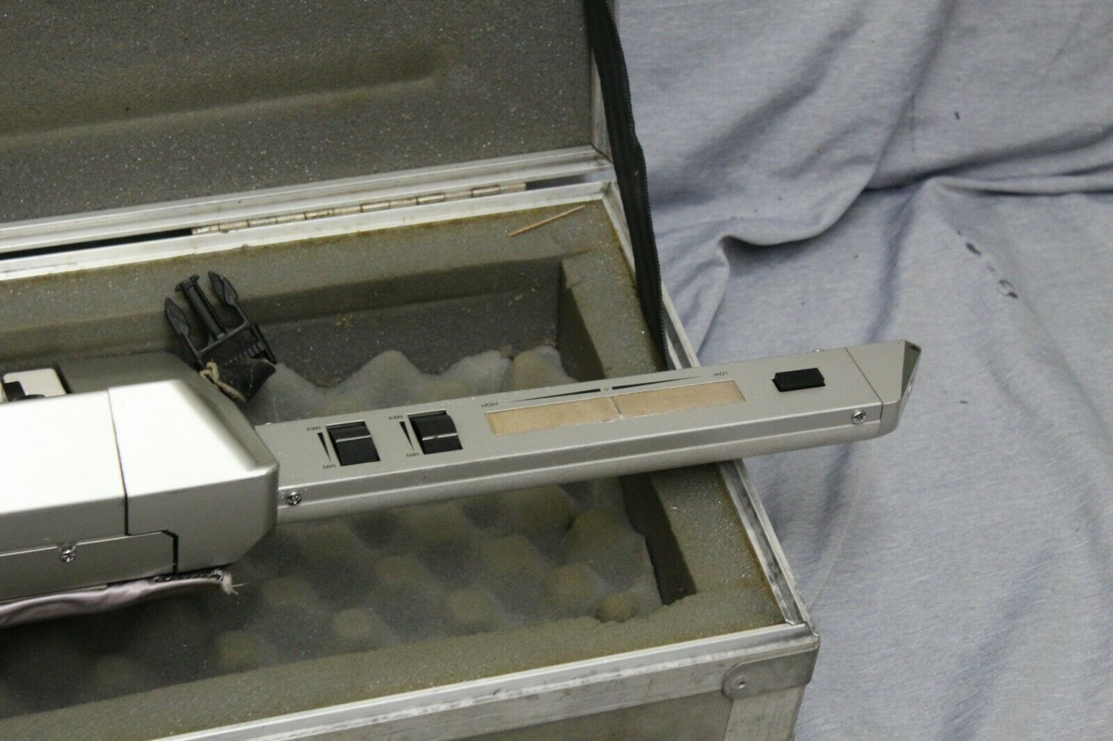 Yamaha KX 5 Keytar Midi Controller W/ Case AS IS FOR PARTS REPAIR - Fresh Stock Dated February 2026