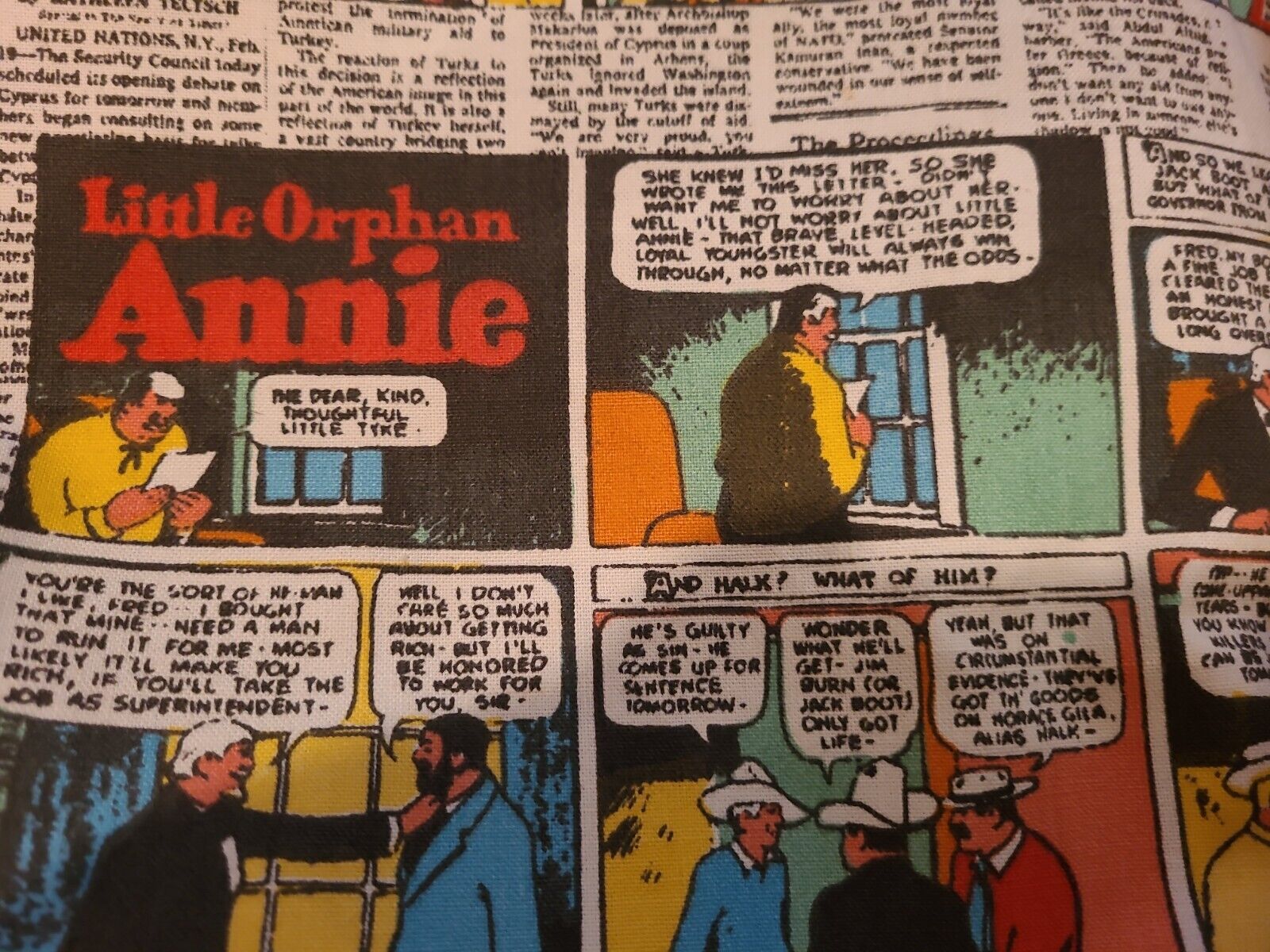 Vintage Little Orphan Annie Comic strip skirt Katasha's Unusuals Wrap Skirt M - Fresh Stock Dated March 2026