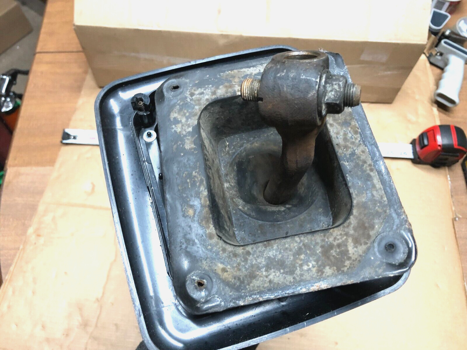 88-96 Ford F-150 5 Speed M5R2 M5OD-R2  SHIFT SHIFTER HANDLE Assembly 2WD 4x4 - Fresh Stock Dated February 2026