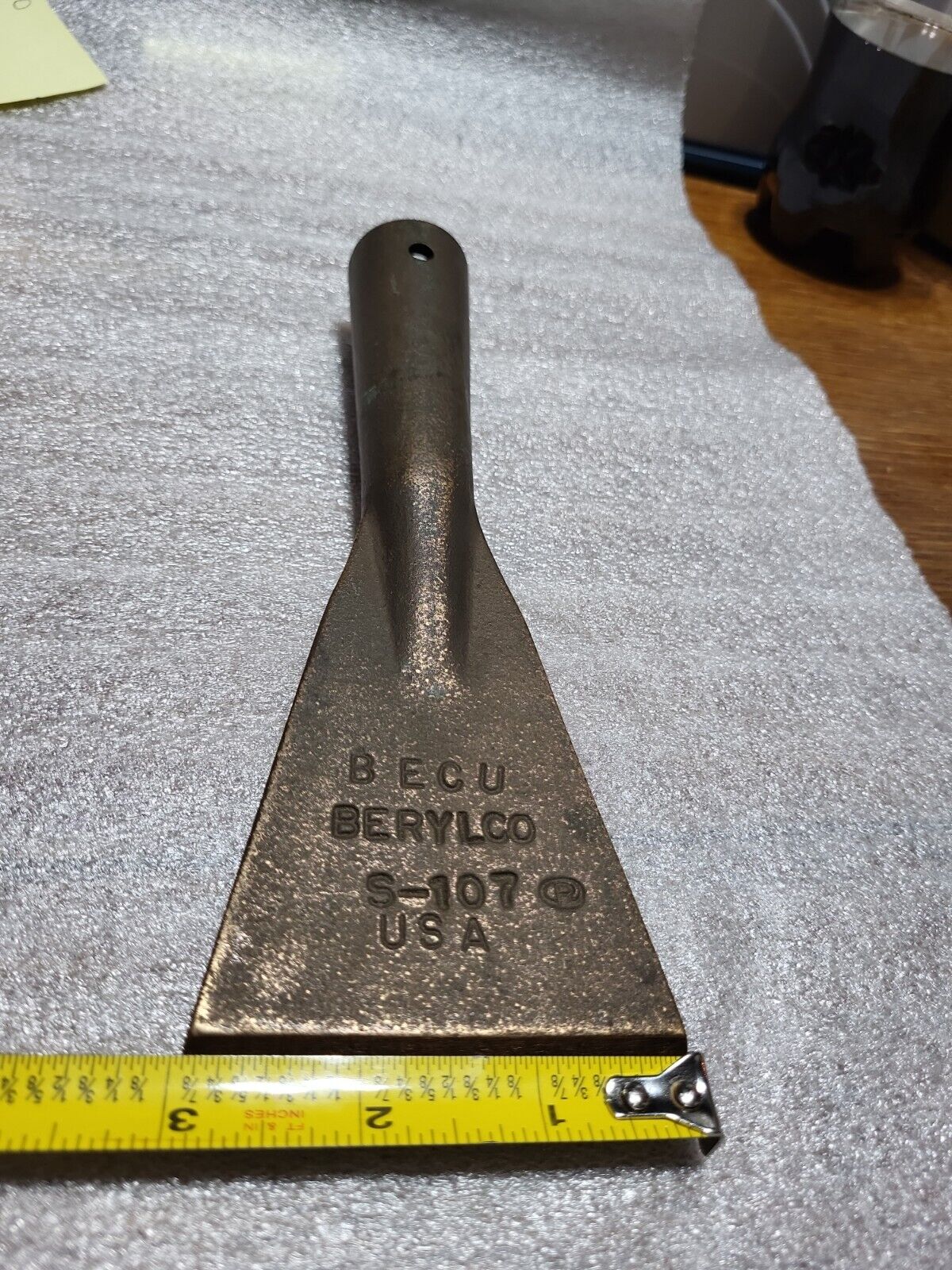 S-107 BERYLCO Non-Sparking Scraper.   Beryllium.  USA - Fresh Stock Dated February 2026